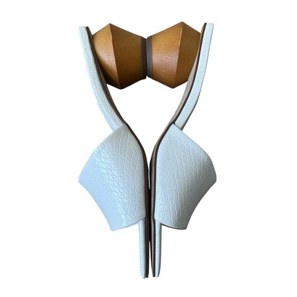 STEVE MADDEN White Croc Square Toe Wood Block Heel Sandal Size 7.5 - Picture 8 of 9